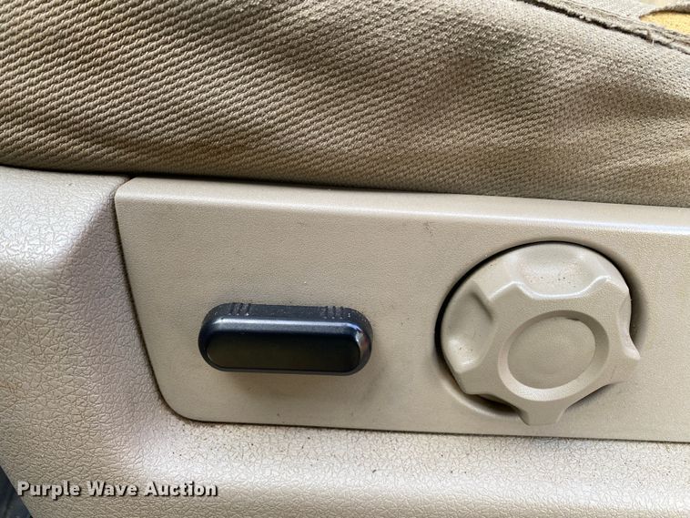 image for item DL7048 2010 Ford F150  SuperCab pickup truck