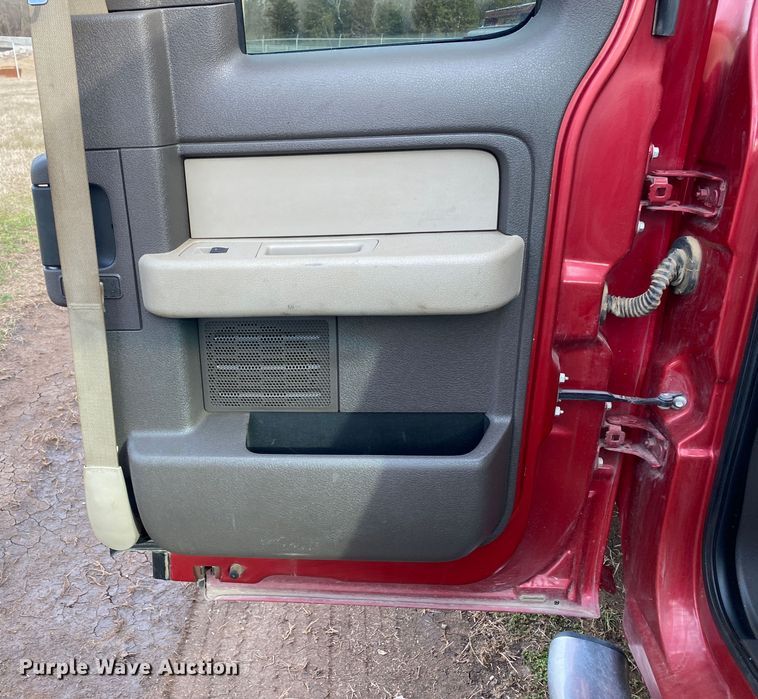 image for item DL7048 2010 Ford F150  SuperCab pickup truck