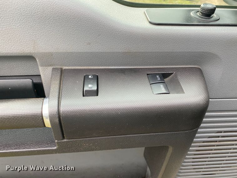 image for item DL7049 2016 Ford F250 Super Duty  SuperCab pickup truck