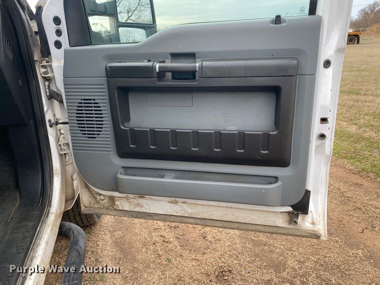 image for item DL7049 2016 Ford F250 Super Duty  SuperCab pickup truck