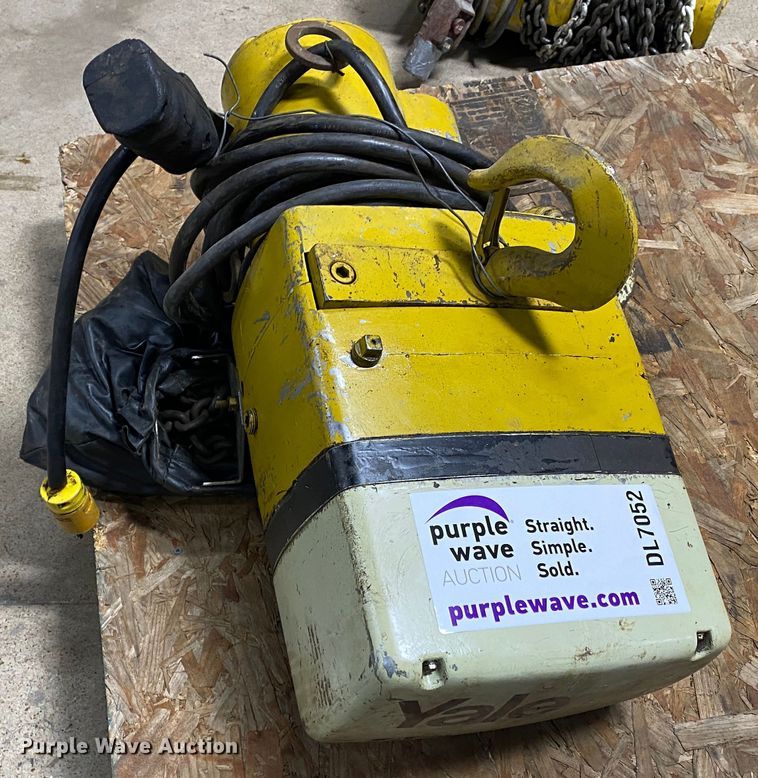 image for item DL7052 Yale  electric hoist