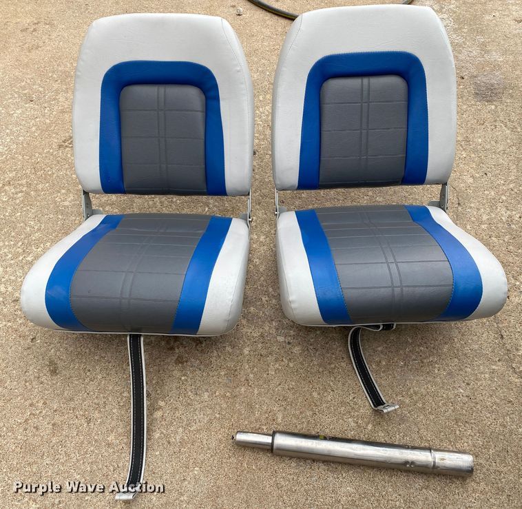 image for item DL7054 1992 Ranger 364V  boat