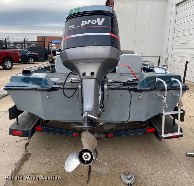 image for item DL7054 1992 Ranger 364V  boat