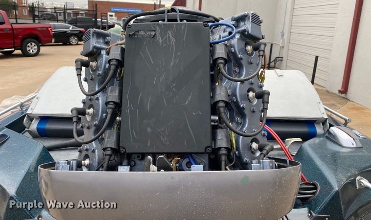 image for item DL7054 1992 Ranger 364V  boat