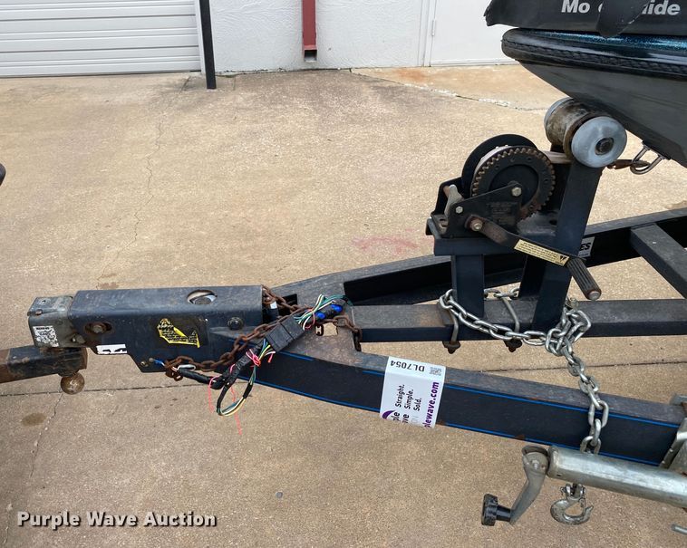 image for item DL7054 1992 Ranger 364V  boat