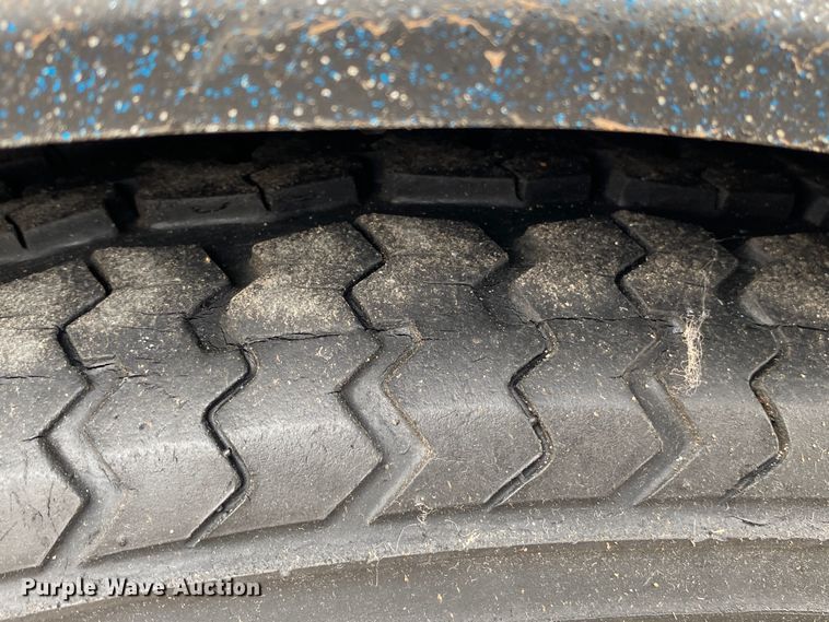 image for item DL7054 1992 Ranger 364V  boat