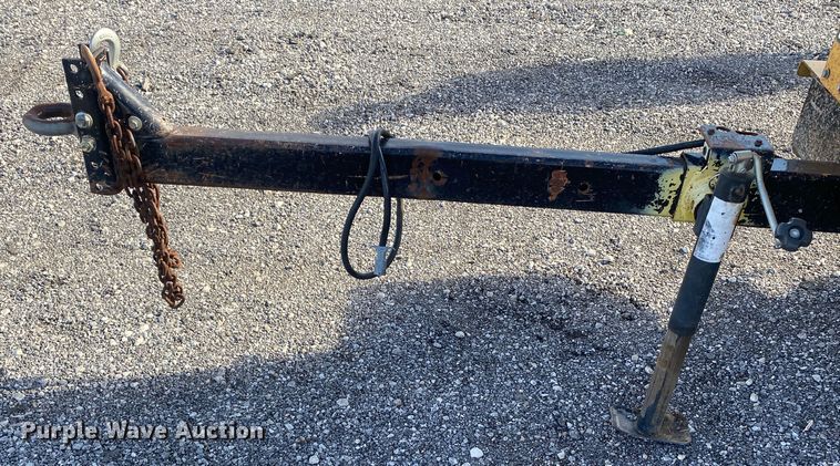 image for item DL7057 2012 Vermeer BC1000XL  wood chipper