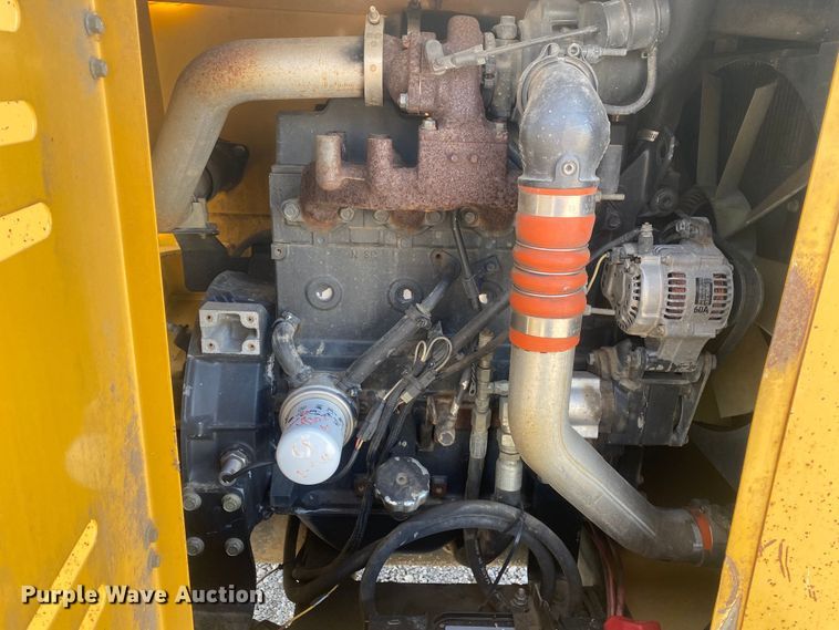 image for item DL7058 2011 Vermeer BC1000XL  wood chipper