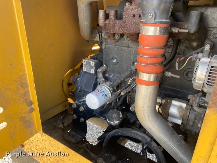 image for item DL7058 2011 Vermeer BC1000XL  wood chipper