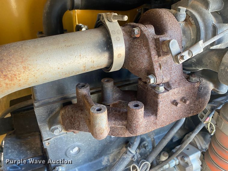 image for item DL7058 2011 Vermeer BC1000XL  wood chipper