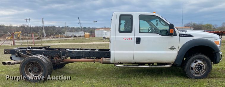 image for item DL7064 2016 Ford F550 Super Duty  SuperCab truck cab and chassis