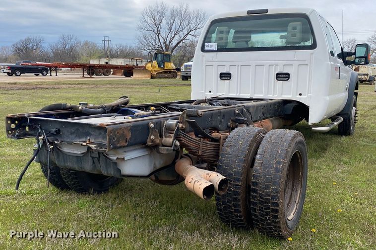 image for item DL7064 2016 Ford F550 Super Duty  SuperCab truck cab and chassis