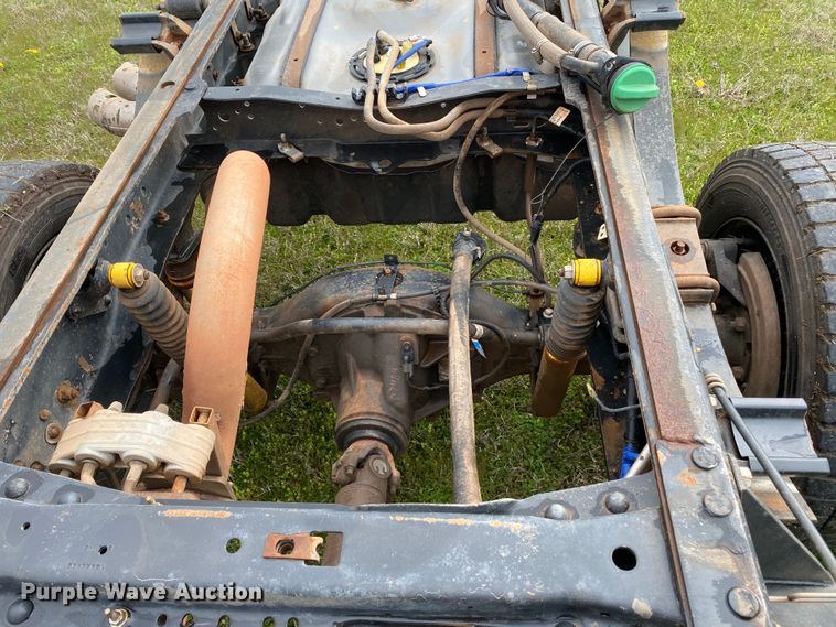 image for item DL7064 2016 Ford F550 Super Duty  SuperCab truck cab and chassis