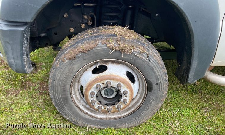 image for item DL7064 2016 Ford F550 Super Duty  SuperCab truck cab and chassis