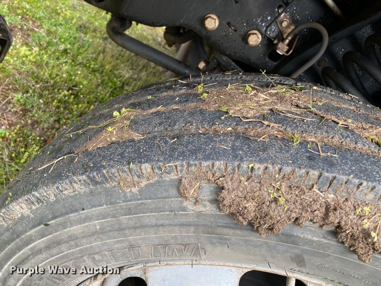 image for item DL7064 2016 Ford F550 Super Duty  SuperCab truck cab and chassis