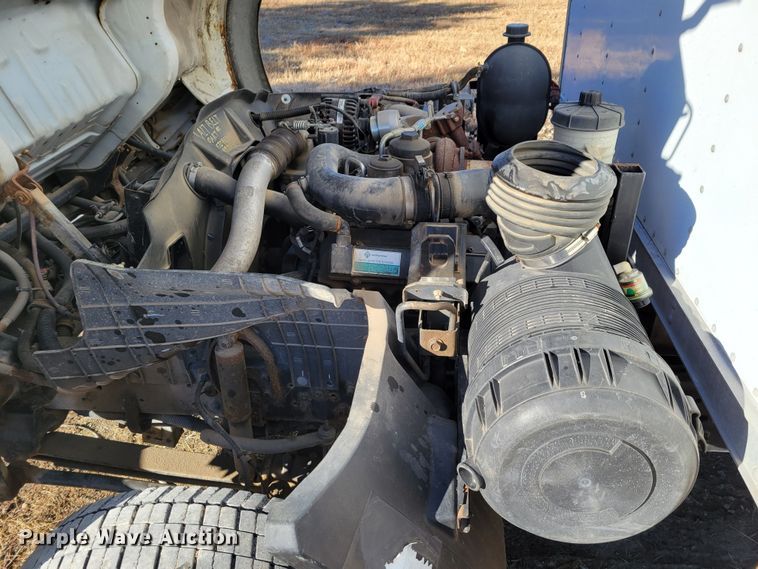 image for item DM8214 2007 Ford LCF 550  box truck