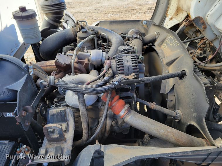 image for item DM8214 2007 Ford LCF 550  box truck