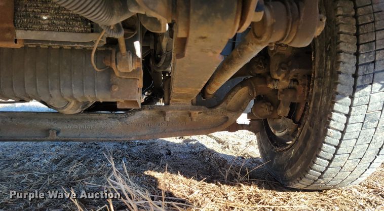 image for item DM8214 2007 Ford LCF 550  box truck