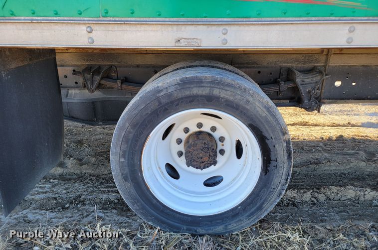 image for item DM8214 2007 Ford LCF 550  box truck