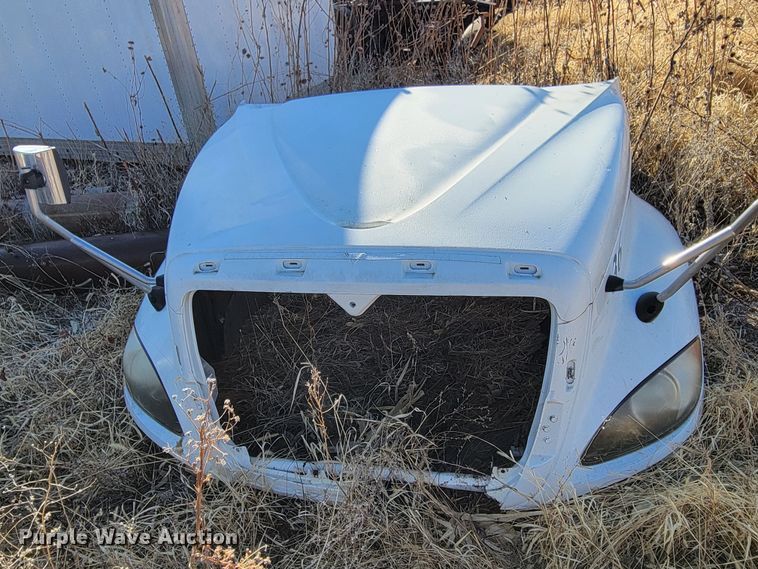 image for item DM8215 2010 International ProStar  semi truck