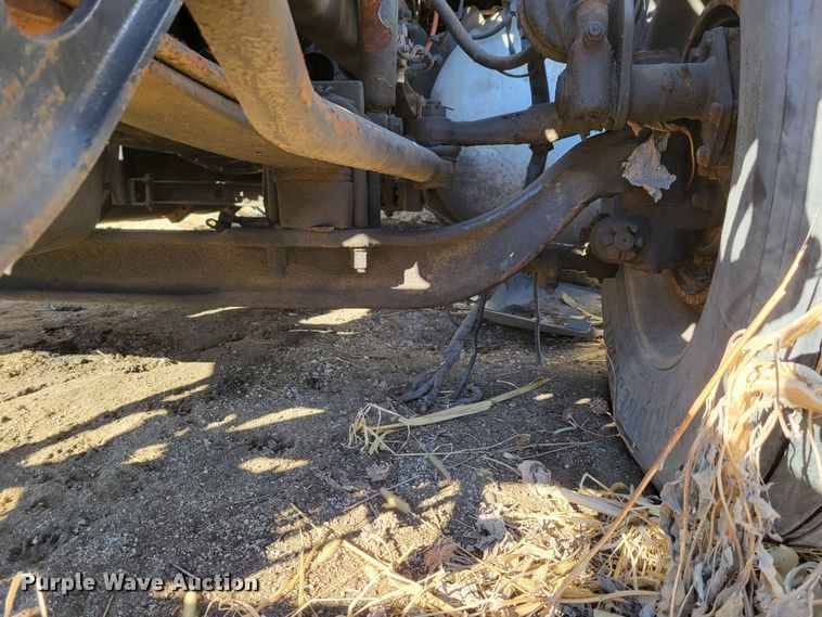 image for item DM8215 2010 International ProStar  semi truck