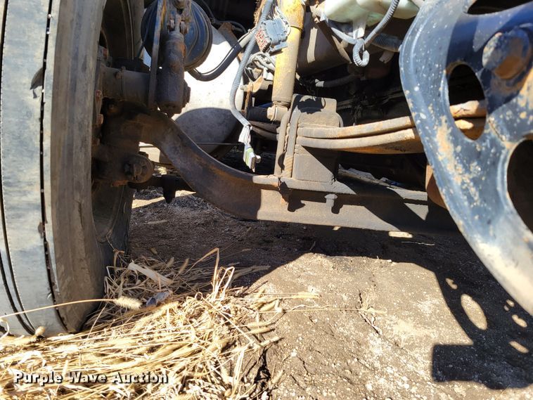 image for item DM8215 2010 International ProStar  semi truck