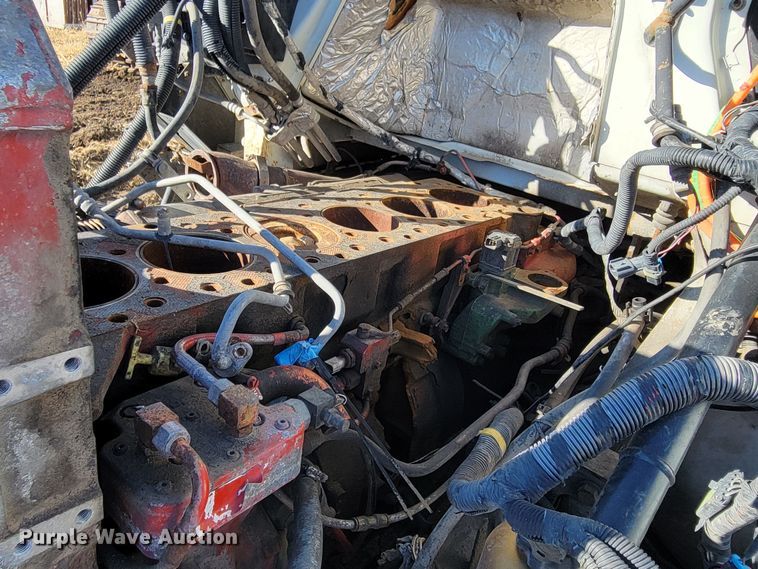 image for item DM8215 2010 International ProStar  semi truck