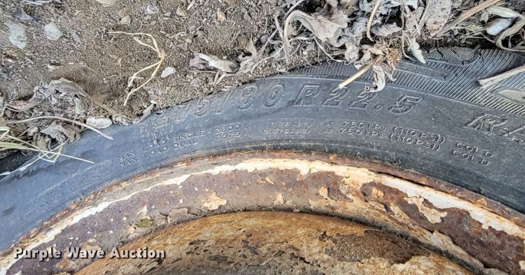 image for item DM8215 2010 International ProStar  semi truck