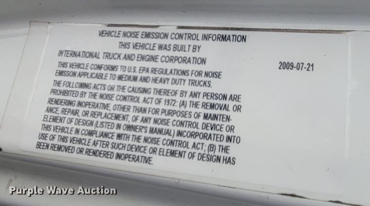 image for item DM8215 2010 International ProStar  semi truck