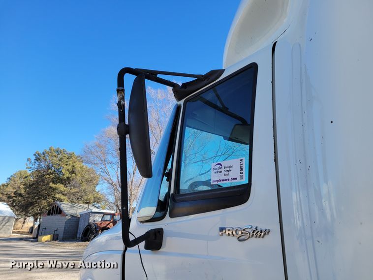 image for item DM8216 2008 International ProStar  semi truck