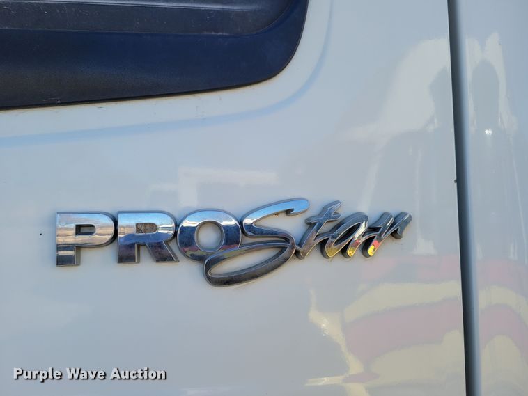 image for item DM8216 2008 International ProStar  semi truck