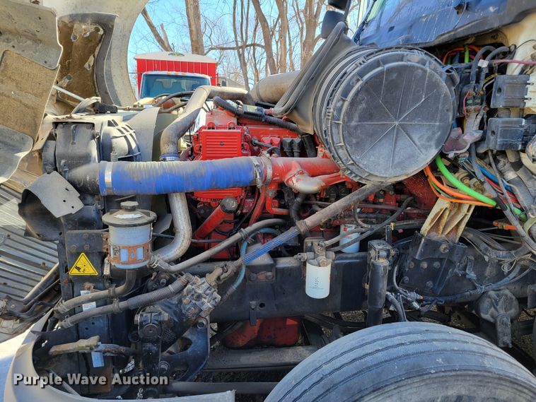 image for item DM8216 2008 International ProStar  semi truck