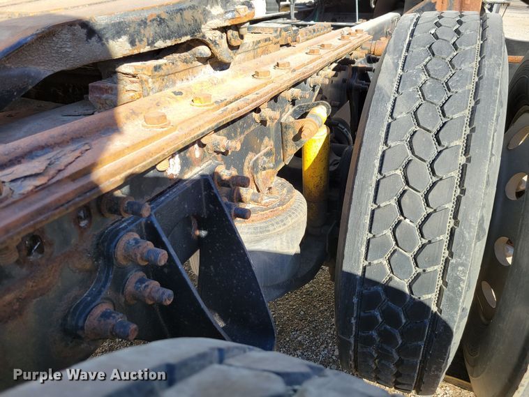 image for item DM8216 2008 International ProStar  semi truck