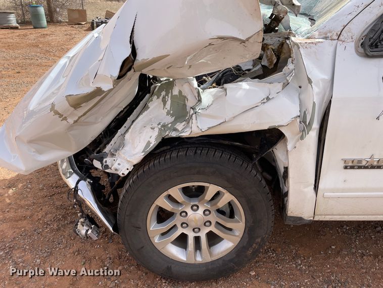 image for item DN4550 2019 Chevrolet Silverado 1500  Double Cab pickup truck