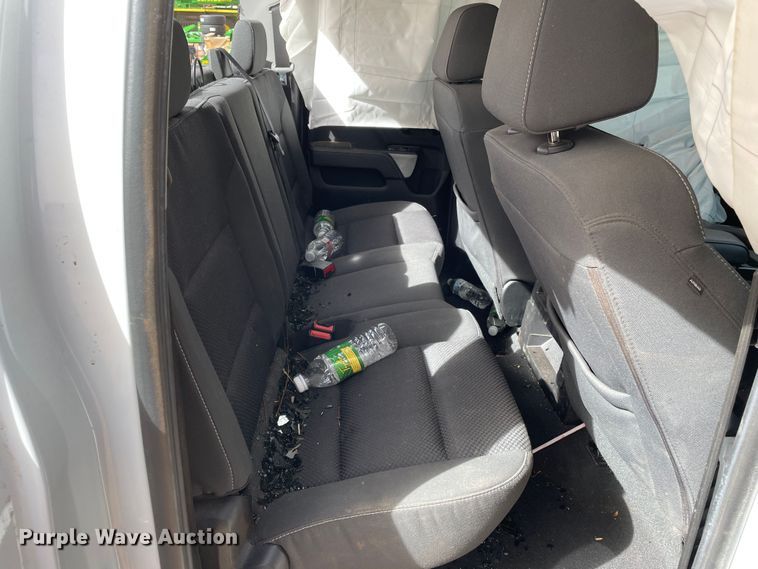 image for item DN4550 2019 Chevrolet Silverado 1500  Double Cab pickup truck