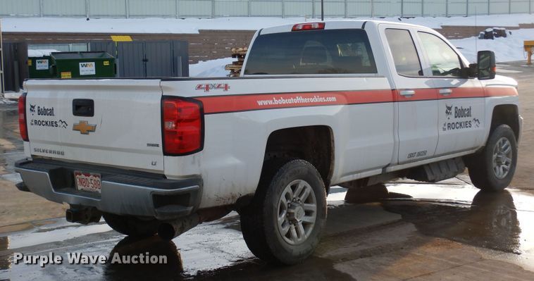 image for item DN6295 2017 Chevrolet Silverado 3500HD  Double Cab pickup truck