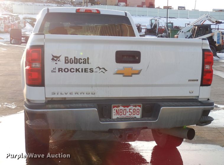 image for item DN6295 2017 Chevrolet Silverado 3500HD  Double Cab pickup truck