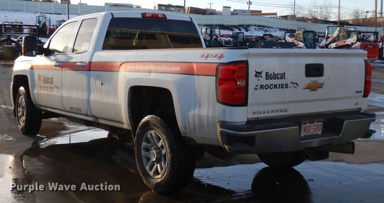 image for item DN6295 2017 Chevrolet Silverado 3500HD  Double Cab pickup truck