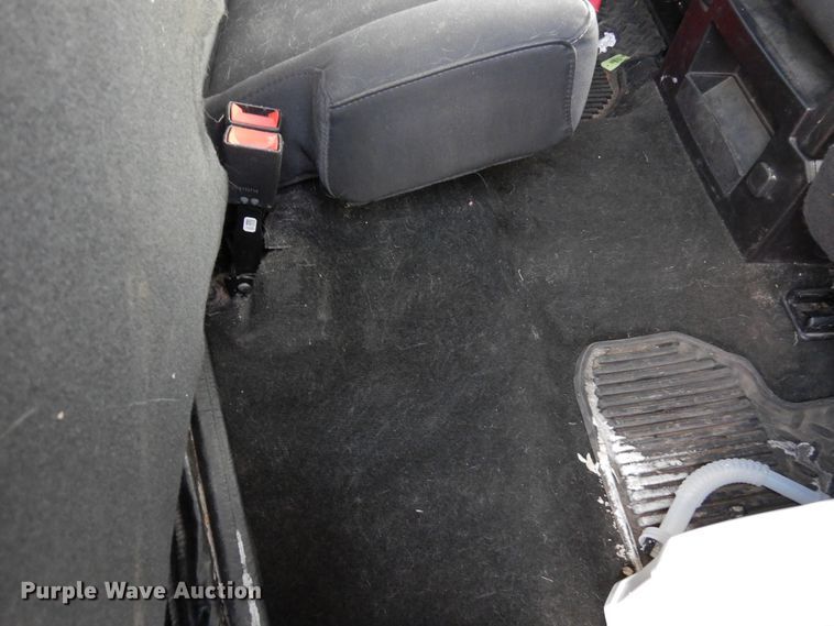 image for item DN6295 2017 Chevrolet Silverado 3500HD  Double Cab pickup truck