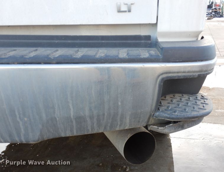 image for item DN6295 2017 Chevrolet Silverado 3500HD  Double Cab pickup truck