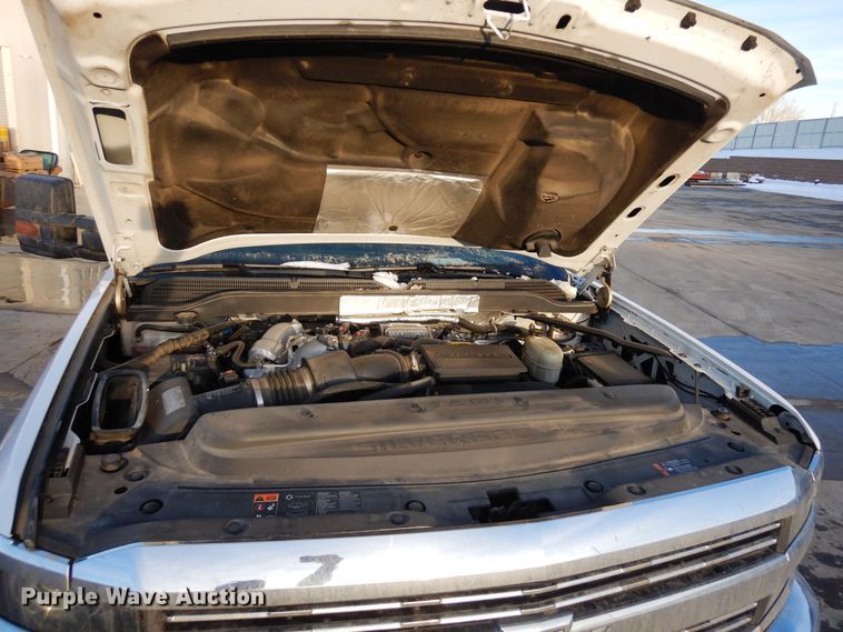 image for item DN6295 2017 Chevrolet Silverado 3500HD  Double Cab pickup truck