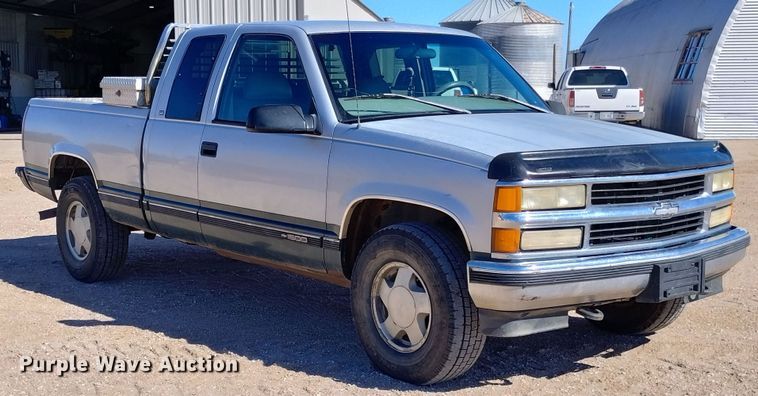 image for item DN6301 1997 Chevrolet Silverado 1500  Ext. Cab pickup truck