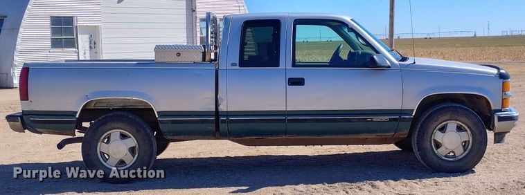 image for item DN6301 1997 Chevrolet Silverado 1500  Ext. Cab pickup truck