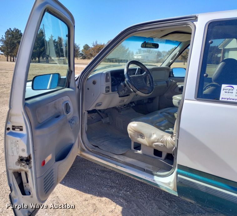 image for item DN6301 1997 Chevrolet Silverado 1500  Ext. Cab pickup truck