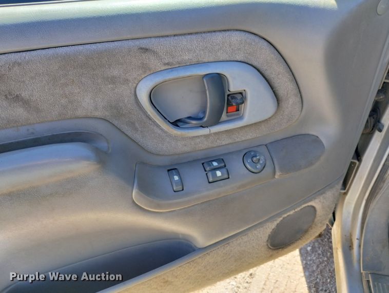 image for item DN6301 1997 Chevrolet Silverado 1500  Ext. Cab pickup truck