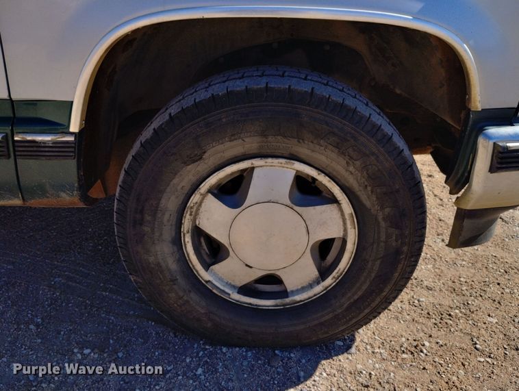 image for item DN6301 1997 Chevrolet Silverado 1500  Ext. Cab pickup truck