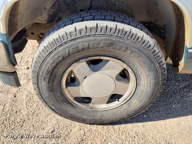 image for item DN6301 1997 Chevrolet Silverado 1500  Ext. Cab pickup truck