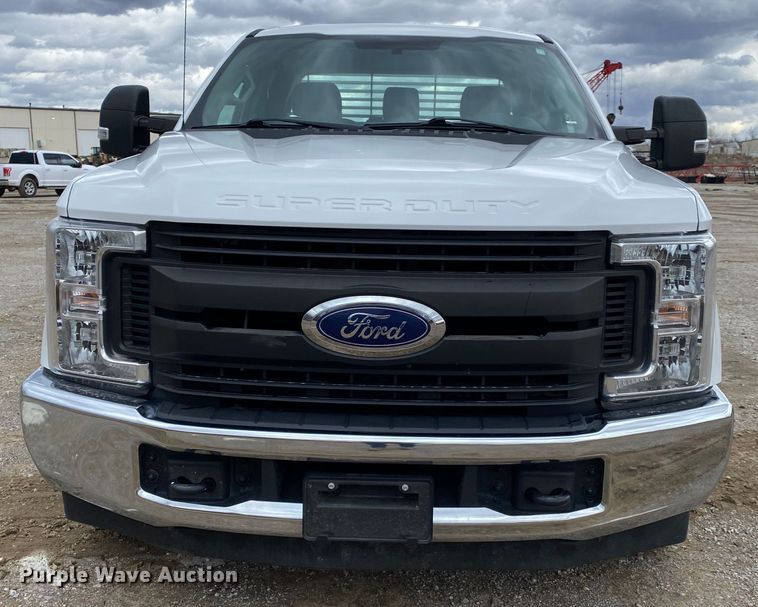 image for item DN8171 2018 Ford F250 Super Duty  SuperCab pickup truck