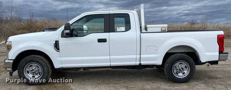 image for item DN8171 2018 Ford F250 Super Duty  SuperCab pickup truck