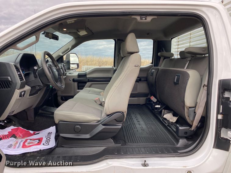 image for item DN8171 2018 Ford F250 Super Duty  SuperCab pickup truck